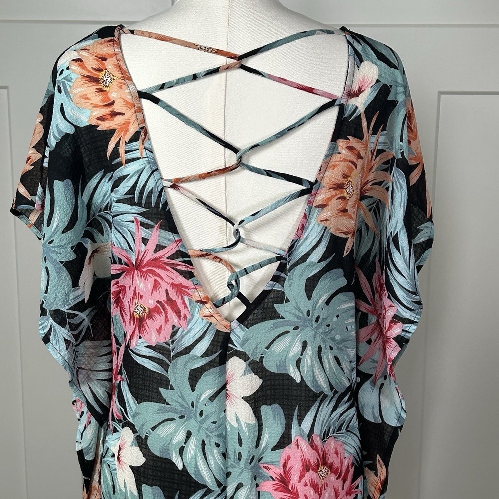 Kona Sol Women's Floral Criss Cross Lattice‎ Back Swim Cover Stretch Size SMALL - Picture 5 of 9